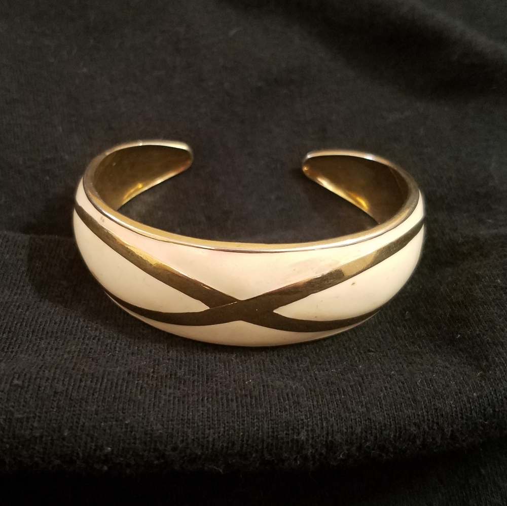 Vintage Cream and Gold Enameled Cuff
